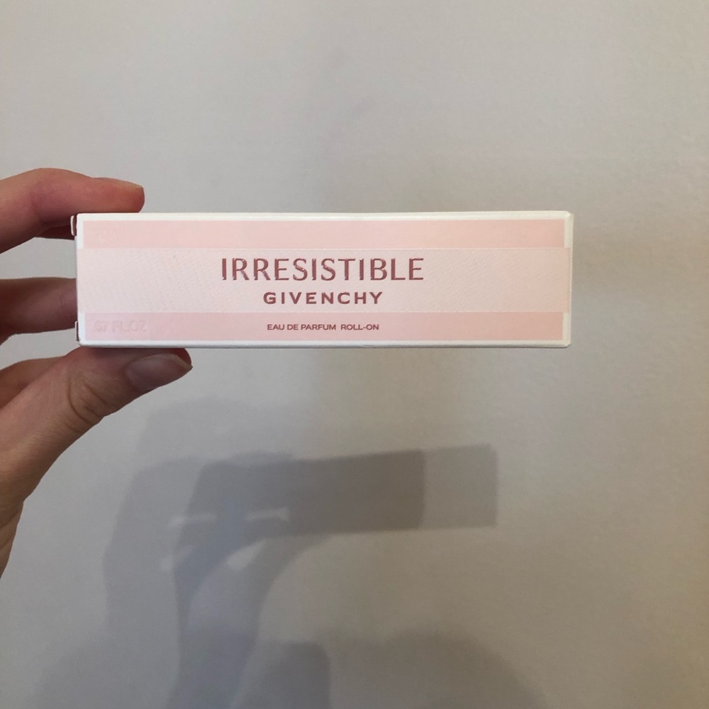 Givenchy Irresistible Eau de Perfume Roll-On